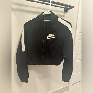 Women's Nike crop zip up